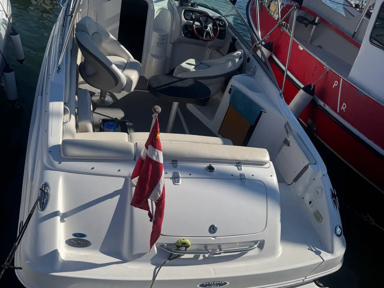 Billede 8 - Chaparral 215 SSI , V8 MPI, flot og sejlklar 