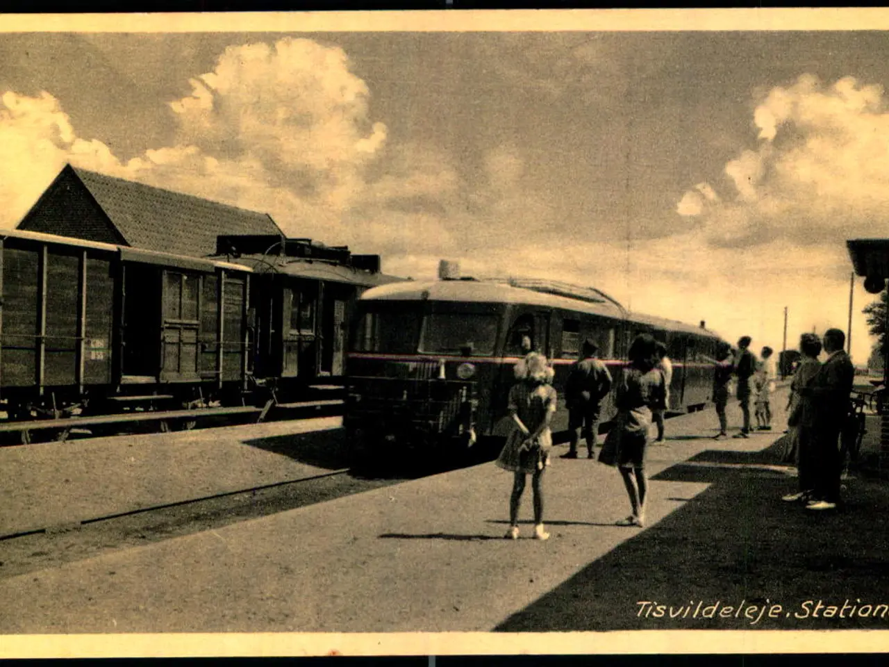 Billede 1 - Tisvildeleje - Stationen - Rudolf Olsen 5115 - Ubrugt
