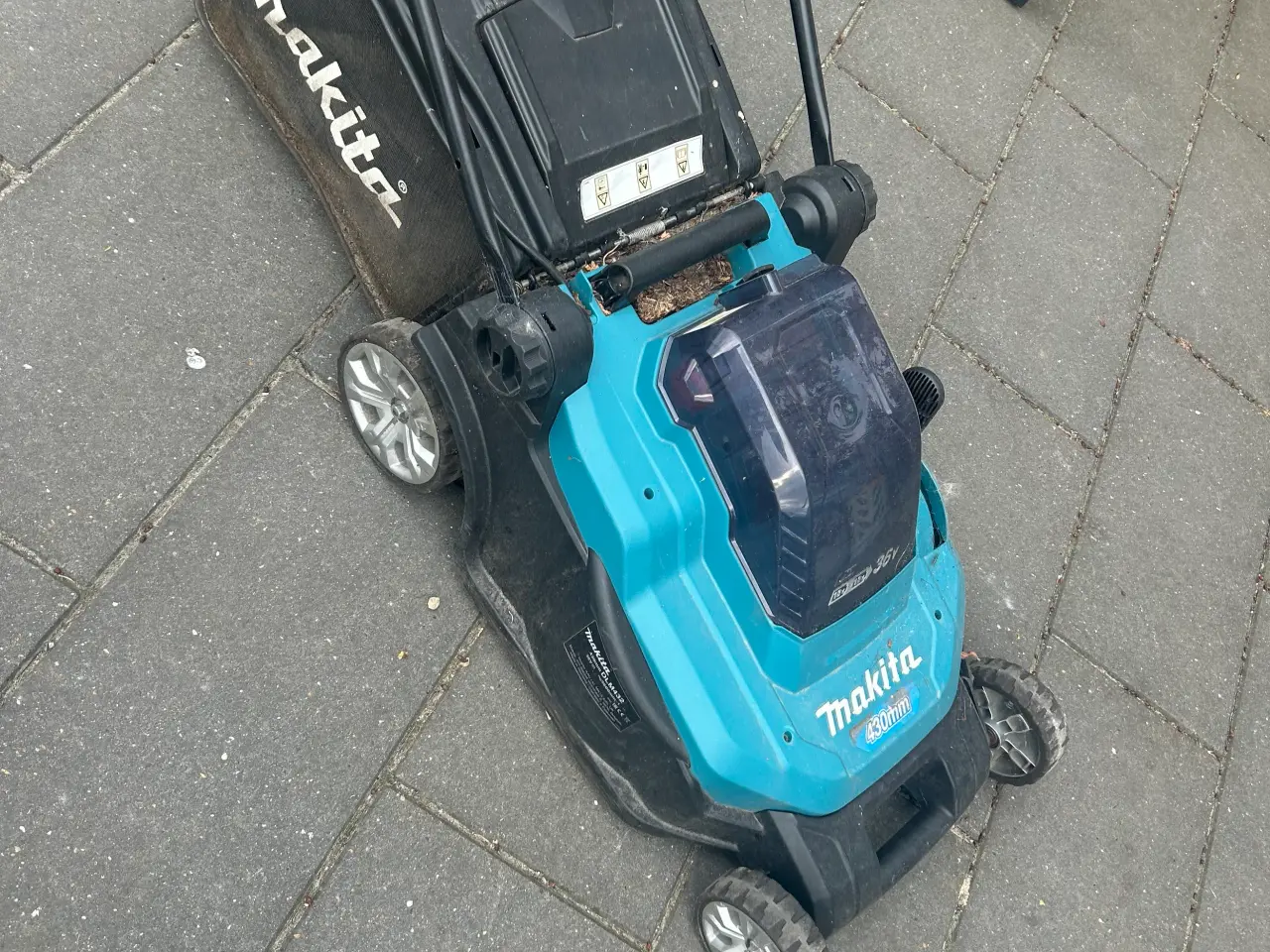 Billede 3 - Makita græsklipper