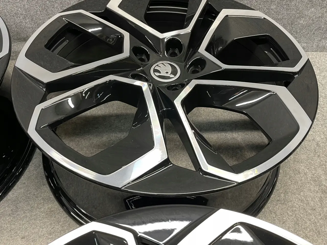 Billede 9 - SKODA OCTAVIA IV RS 19 7,5J x 19" ET48