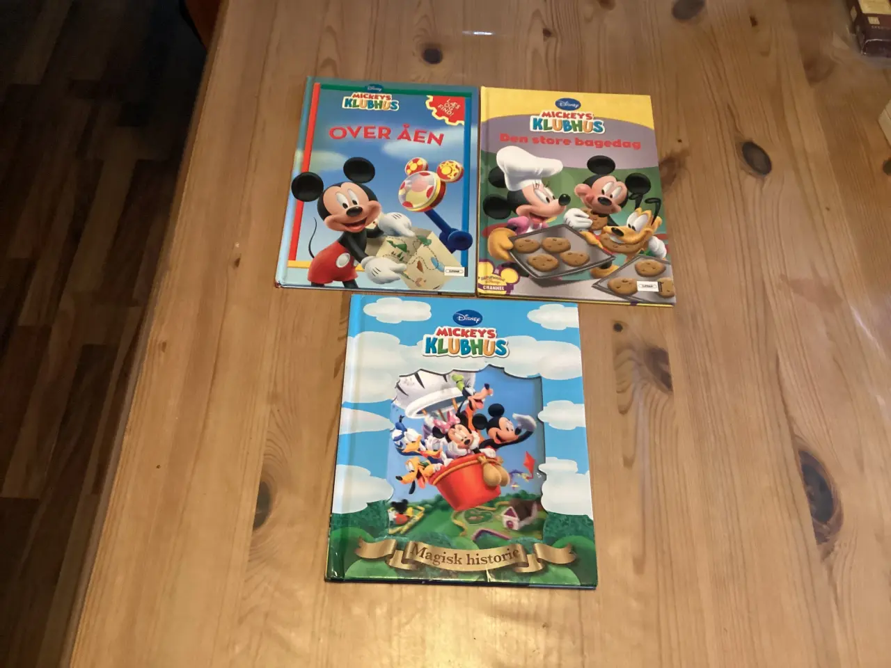 Billede 3 - Mickey,s Klubhus Bøger.