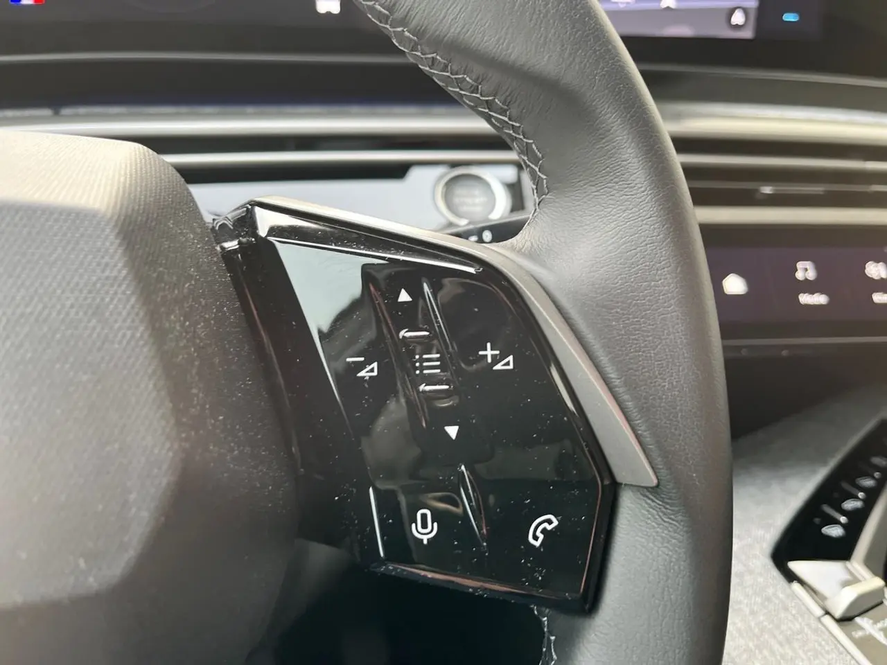 Billede 14 - Peugeot e-5008 77 Allure Pack 7prs
