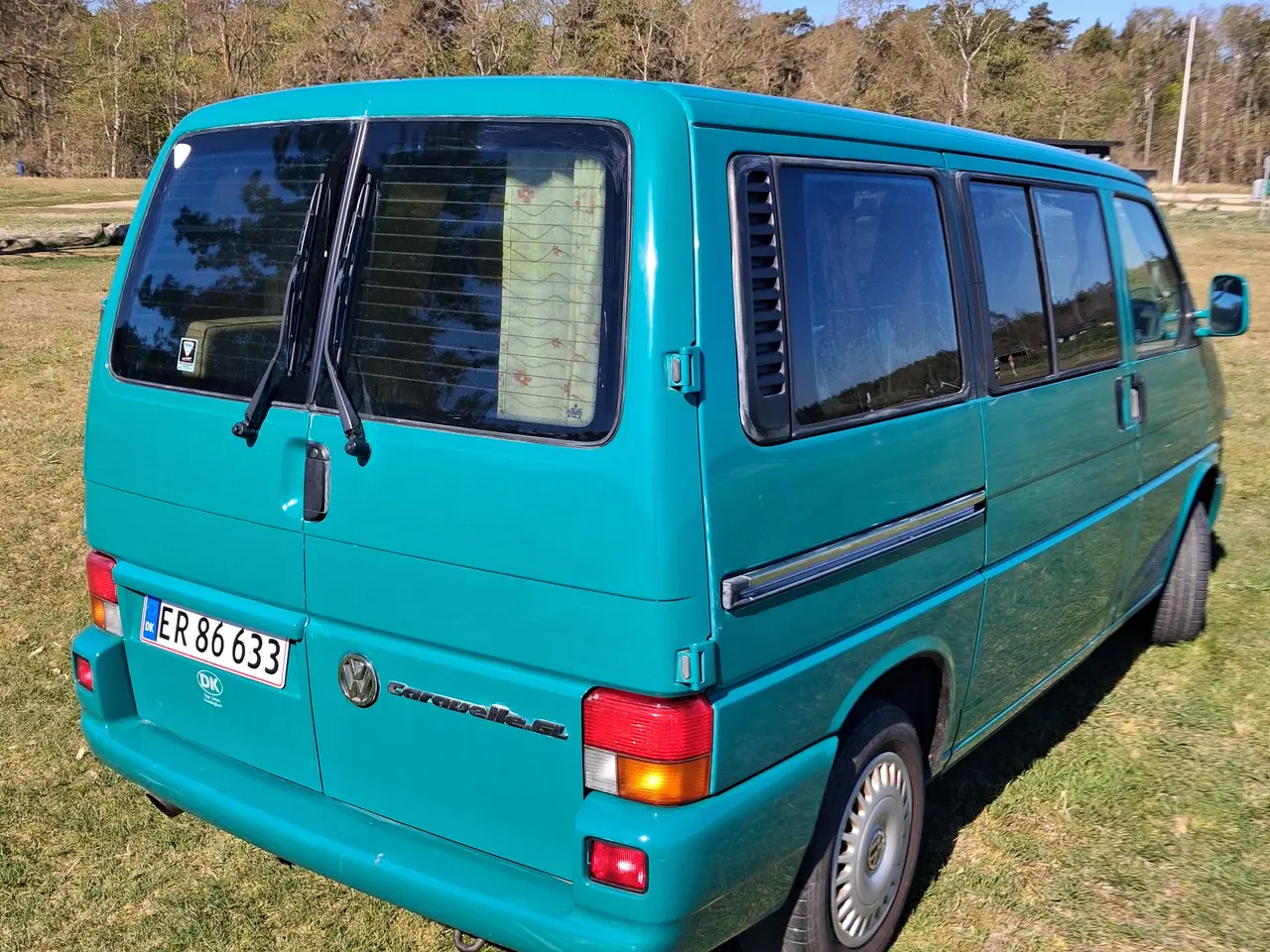 Billede 3 - Campervan med lavt km-tal