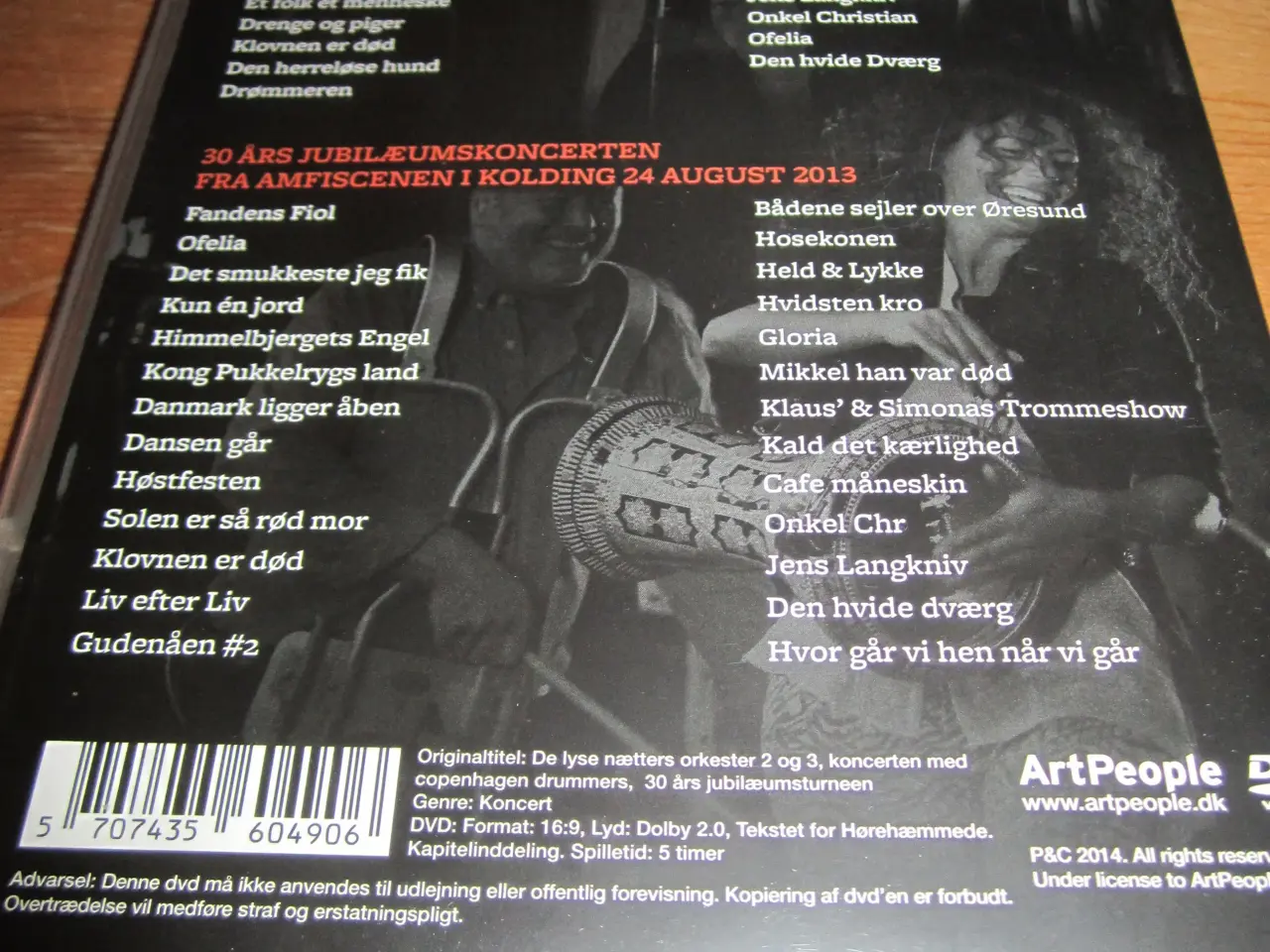 Billede 4 - LARS LILHOLT BAND. BYD. Live på Dvd.