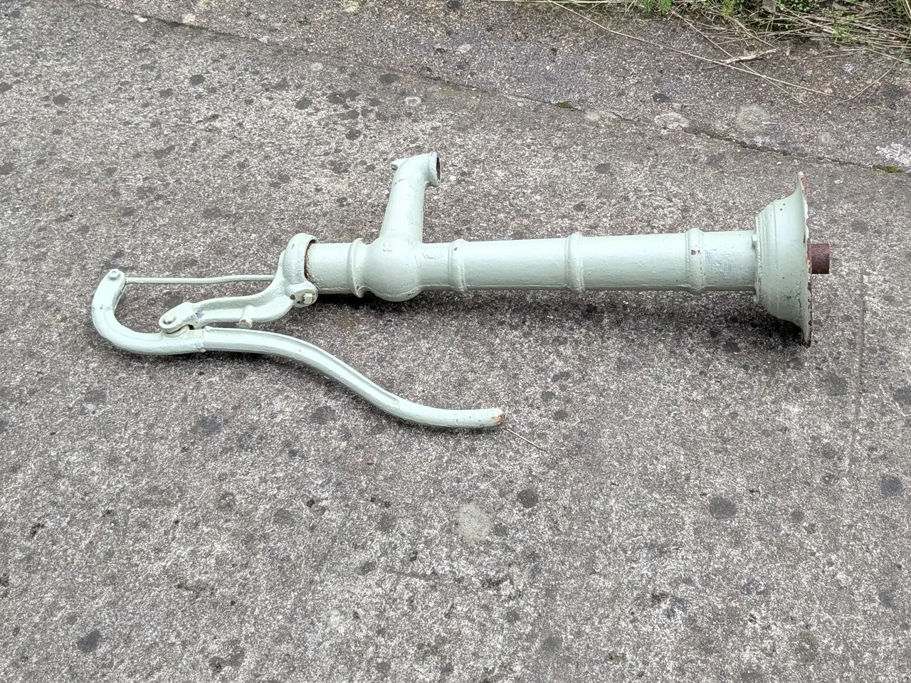 Billede 3 - Gammel vandpumpe i støbejern.