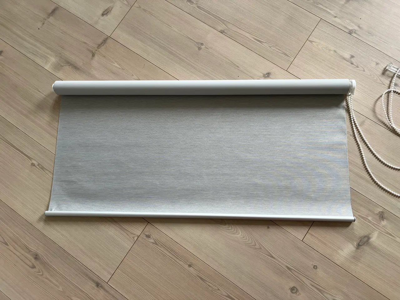 Billede 1 - Rullegardin mørklægning 84 x 220 cm
