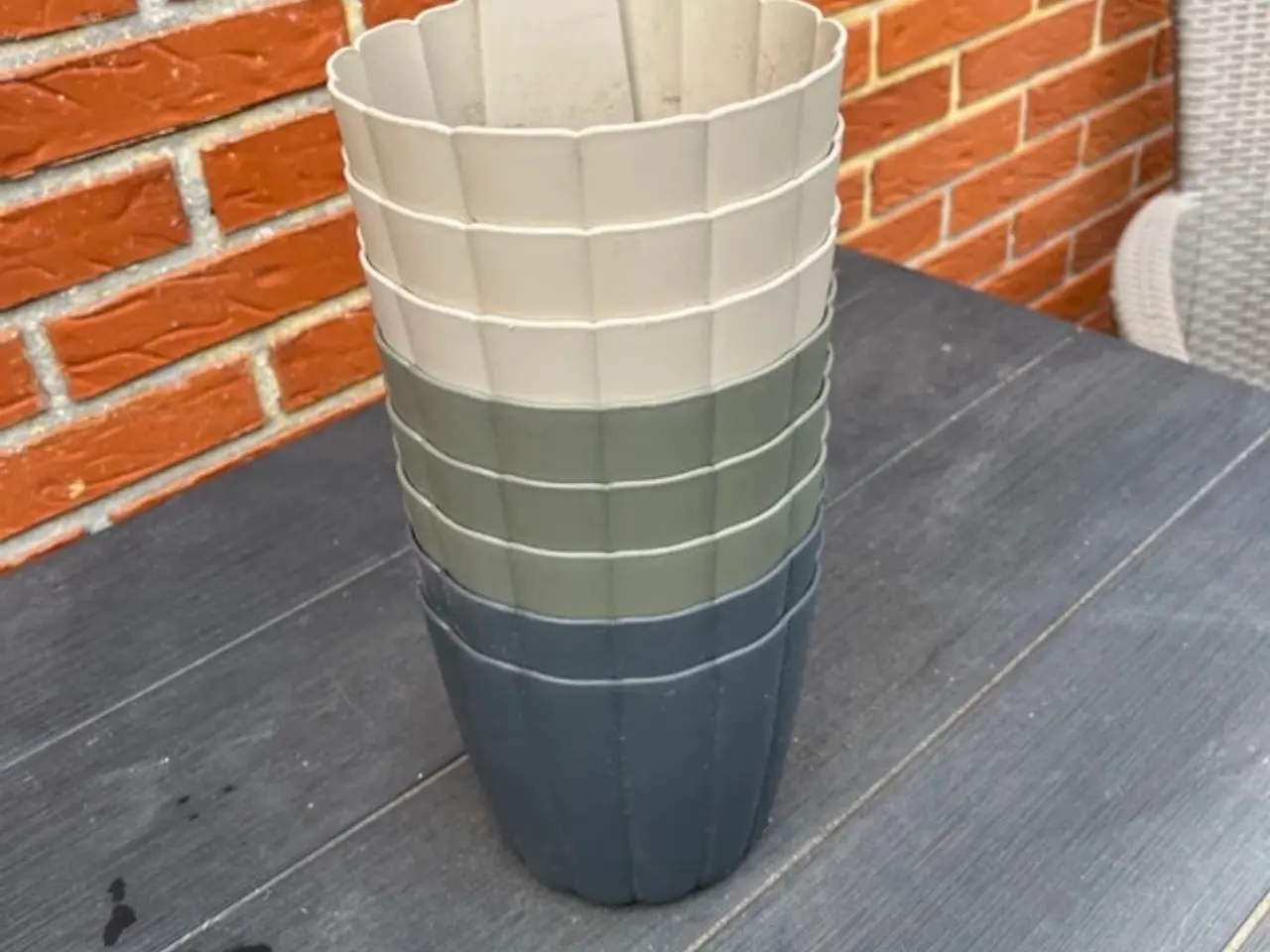Billede 3 - Væghængt blomsterpotter 8stk