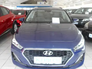 Hyundai i30 1,6 CRDi 136 Premium stc. DCT