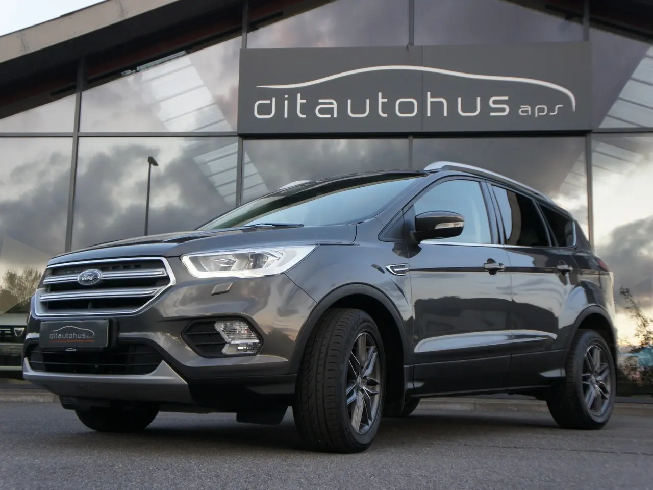 Billede 3 - Ford Kuga 1,5 TDCi 120 Titanium aut.