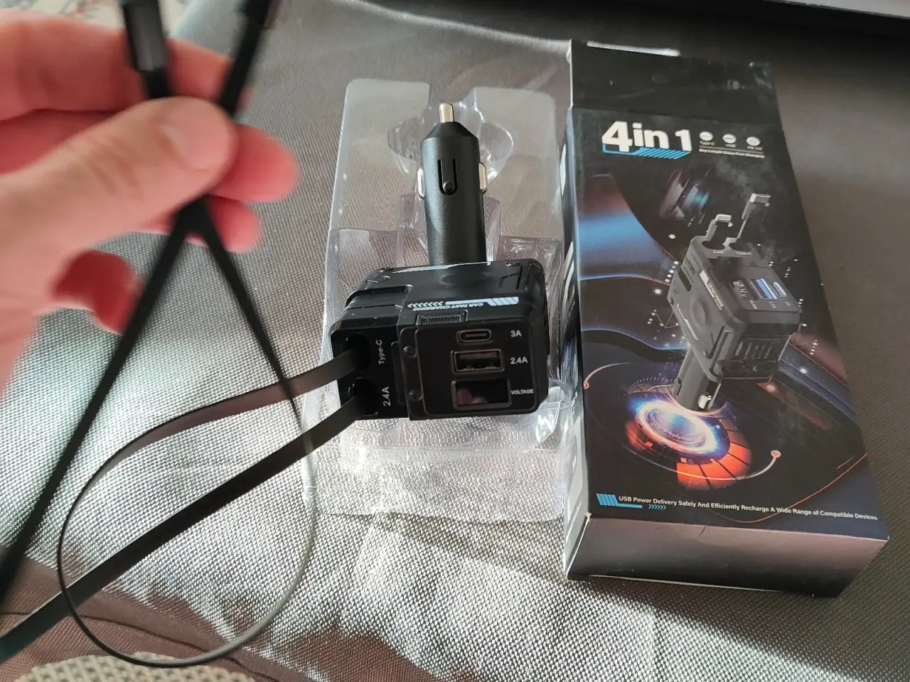Billede 8 - En 4-i-1 bilopladeradapter