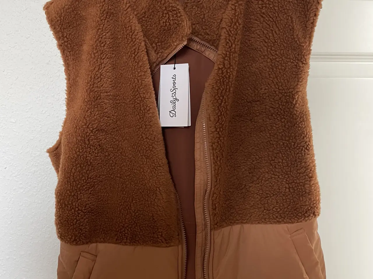 Billede 1 - Vest