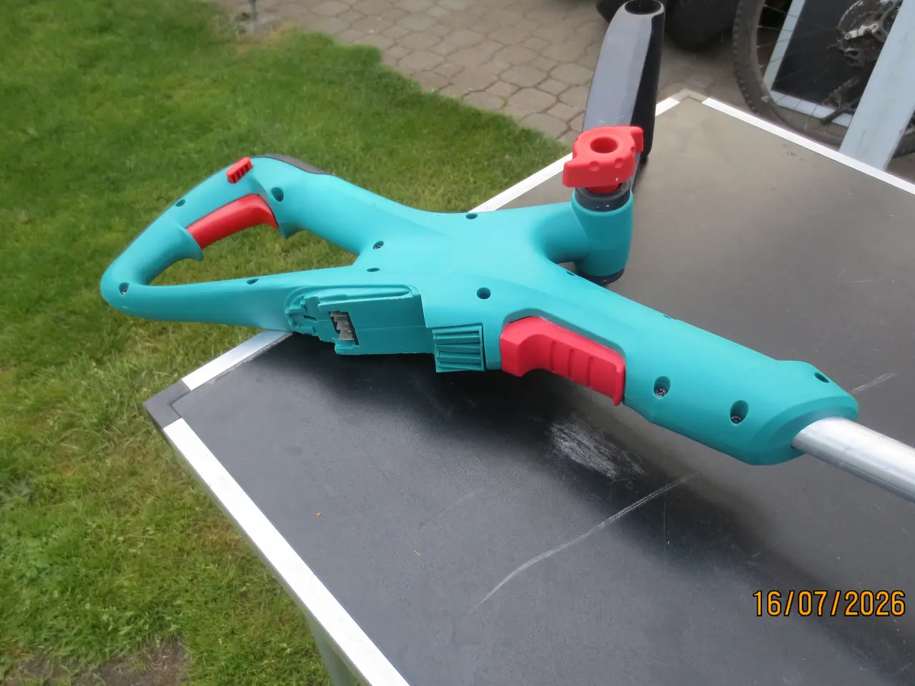 Billede 6 - 1 stk Bosch Batteri Græstrimmer model 18-260