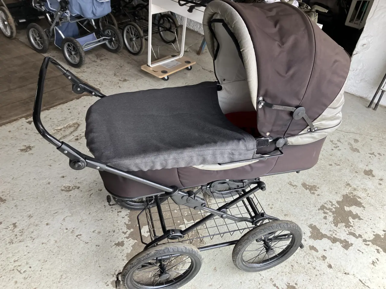 Billede 1 - God vogn med madras og lift 97 cm