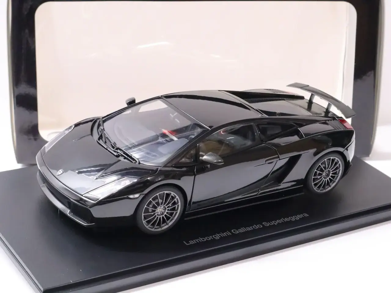 Billede 1 - 2010 Lamborghini Gallardo Superleggera  1:18