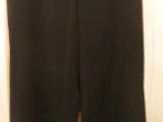 Q'neel festtøj