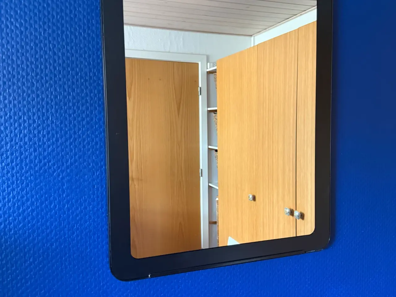 Billede 1 - IKEA vægspejl med sort ramme