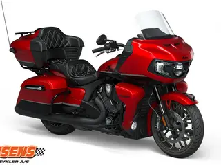 Indian Pursuit Dark Horse