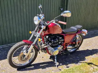 Caferacer Honda CB400 SuperSport 