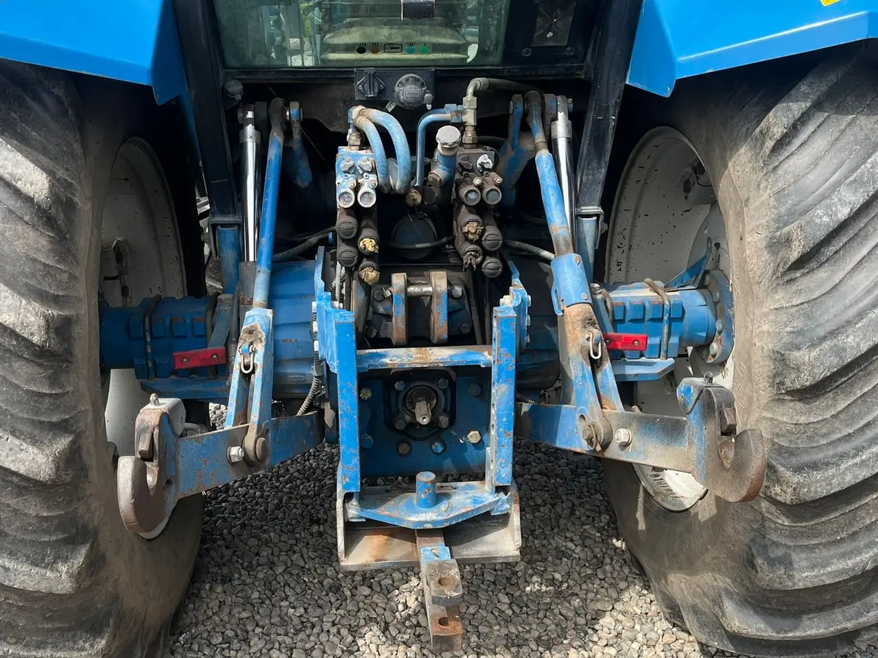 Billede 4 - New Holland 8240 SLE med frontlæsser