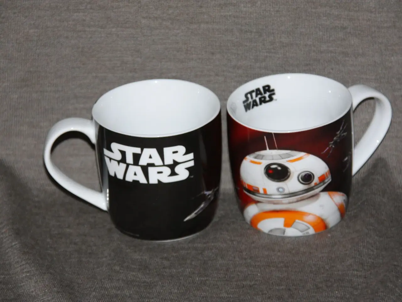 Billede 1 - Star Wars BB-8 krus pris for 2 stk.