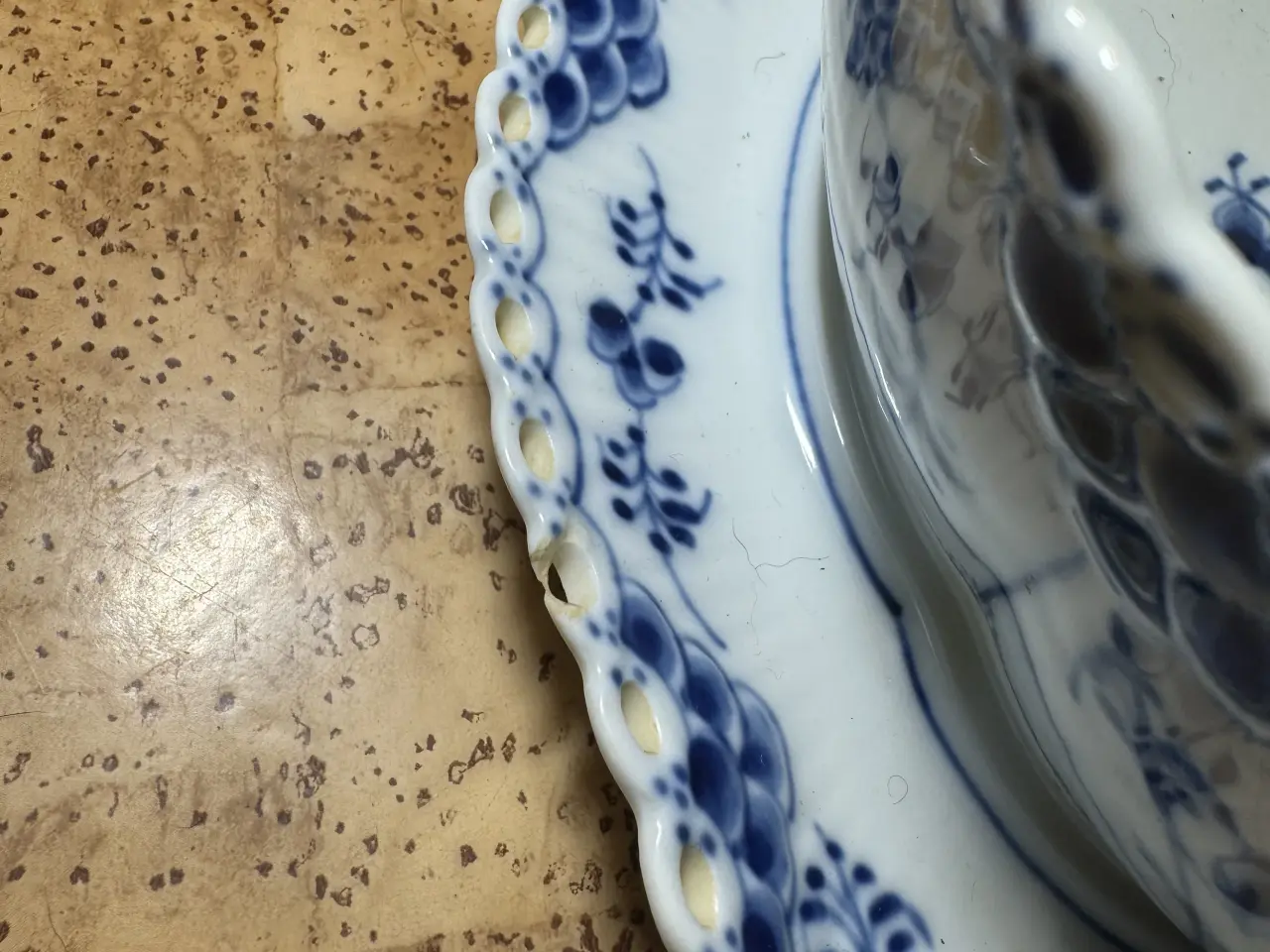 Billede 13 - Mussemalet porcelæn 