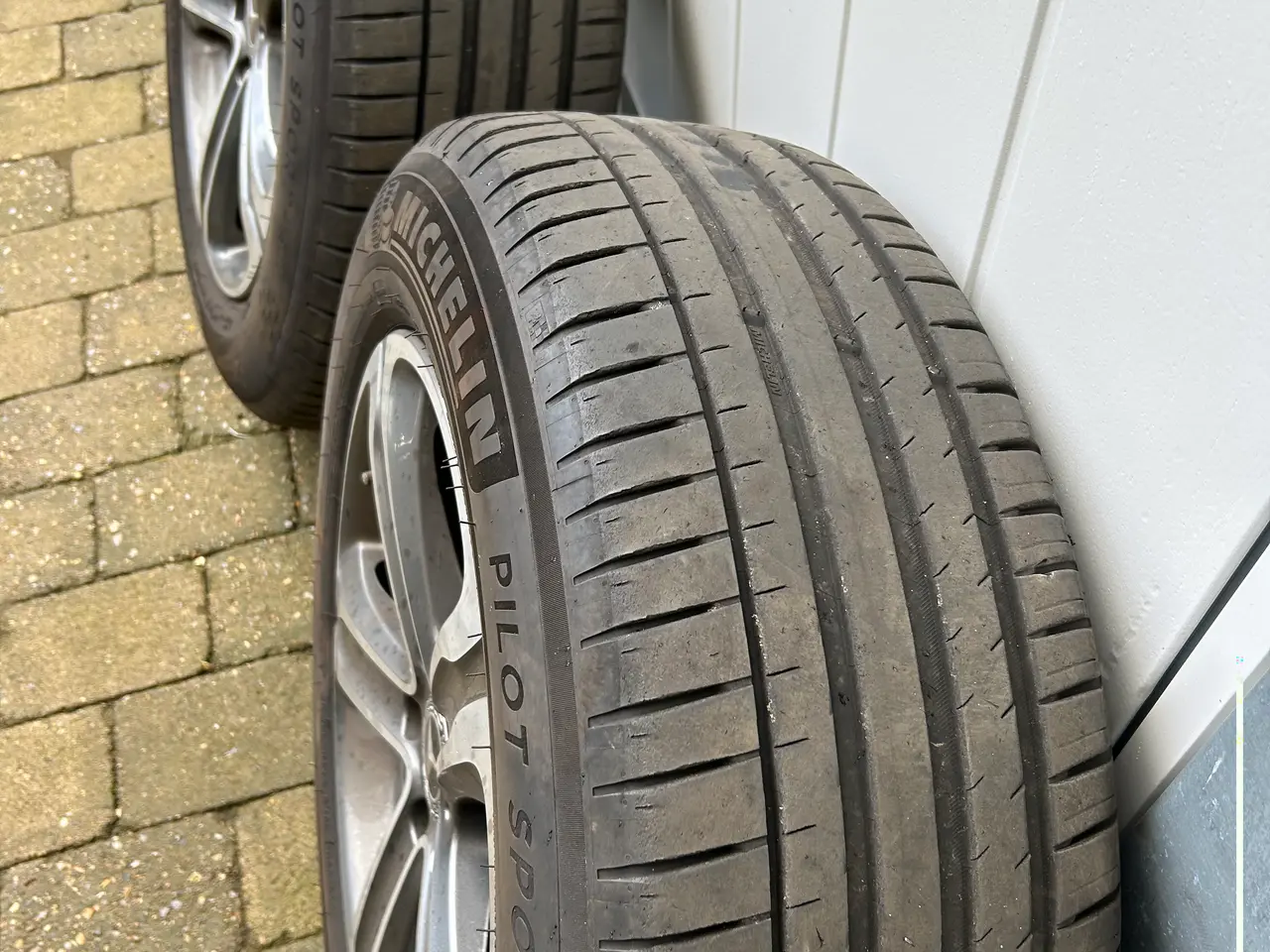 Billede 2 - Org. Mercedesfælge 18 tommermed Michelin sommerdæk