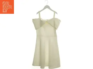 Kjole fra River island (str. 146 cm)
