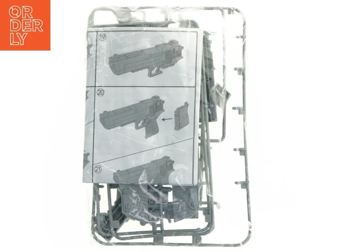 Billede 1 - Plastmodelbyggesæt, pistol (str. 22 x 15 cm)