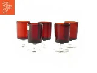 5 Røde glas med stilk RUBY RED (str. 5 stk Ø 5,5 cm længde 9 cm)