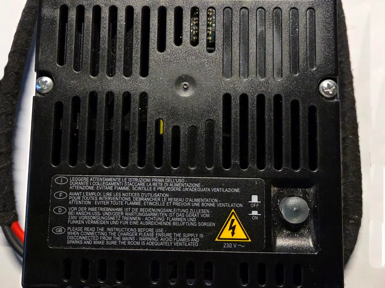 Billede 1 - Lader  12v 