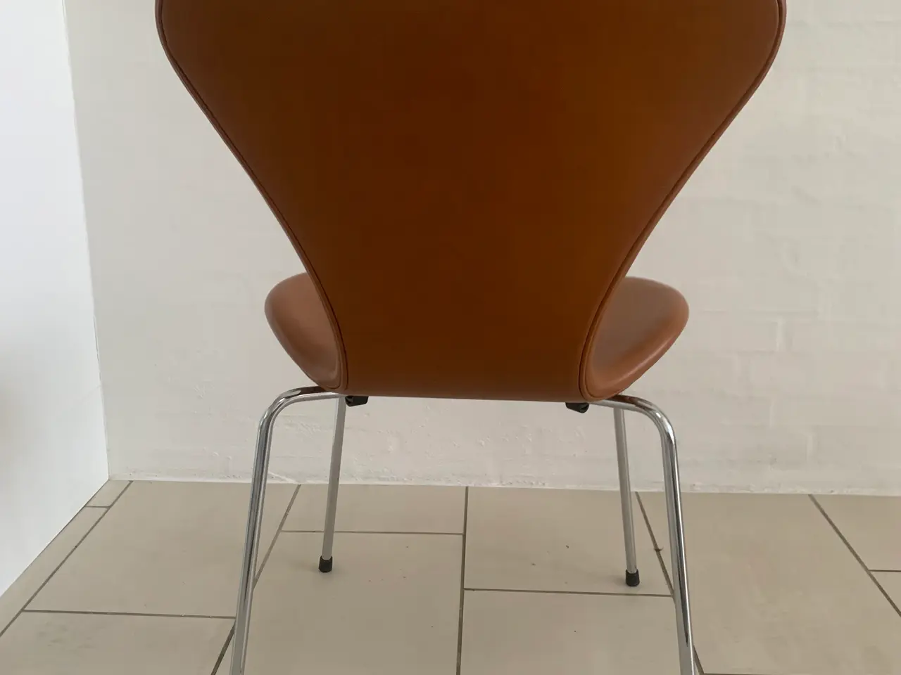 Billede 10 - Arne Jacobsen syverstole 3107 i læder