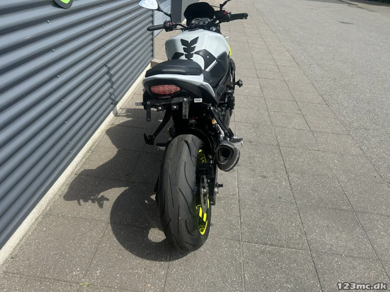 Billede 6 - Suzuki GSR 750 MC-SYD BYTTER GERNE