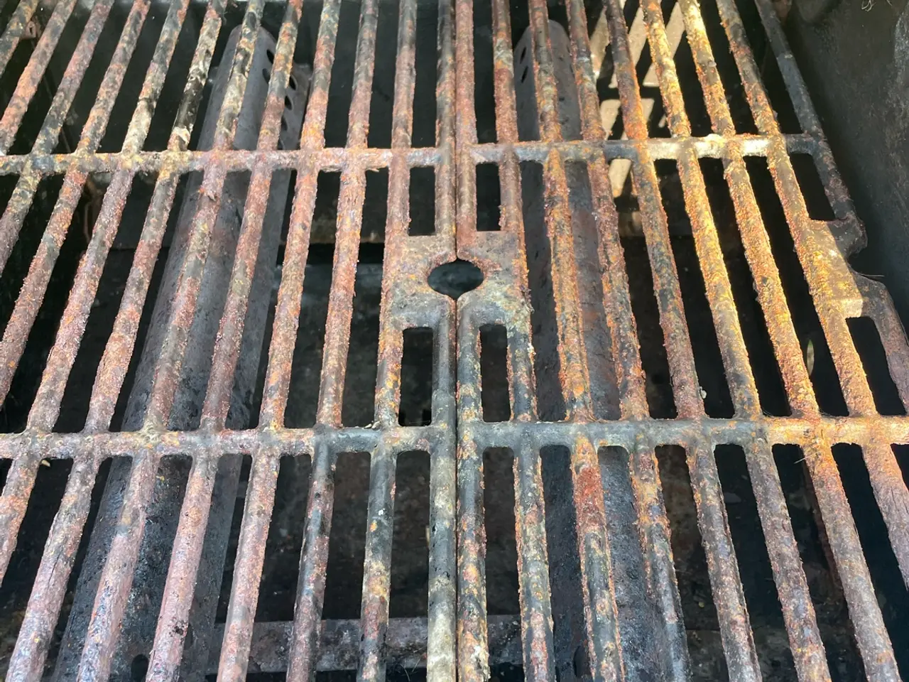 Billede 8 - Char-Broil gasgrill m. 2 brændere 