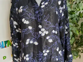 Bluse. Masai. Str Small
