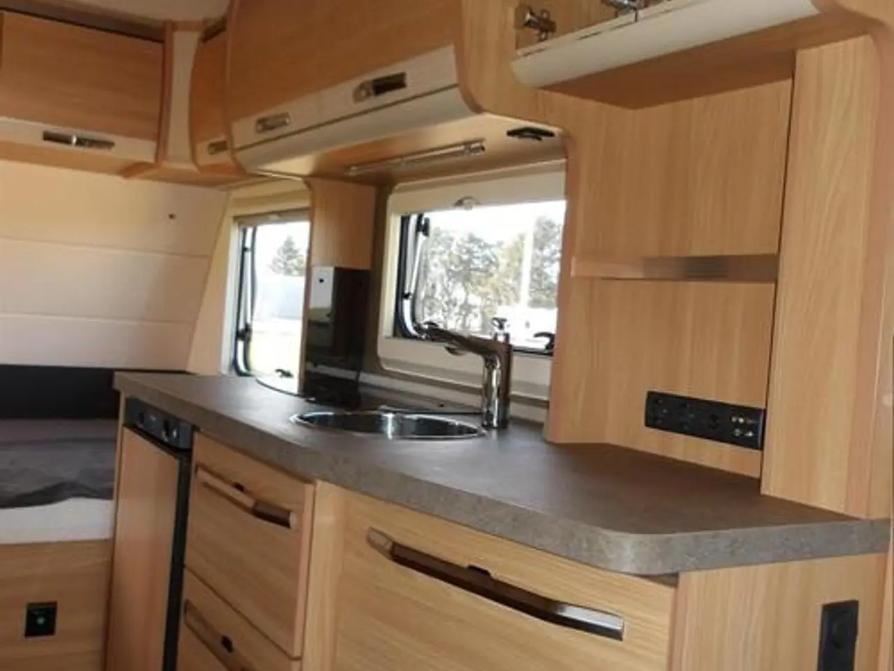 Billede 3 - Knaus SÜDWIND 420 QD Silver Selection