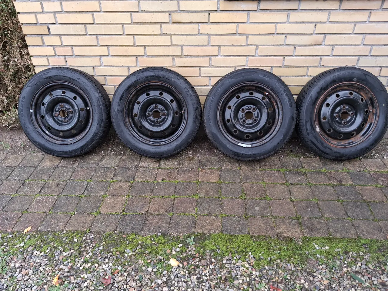 Billede 1 - Vinterdæk med stålfælge