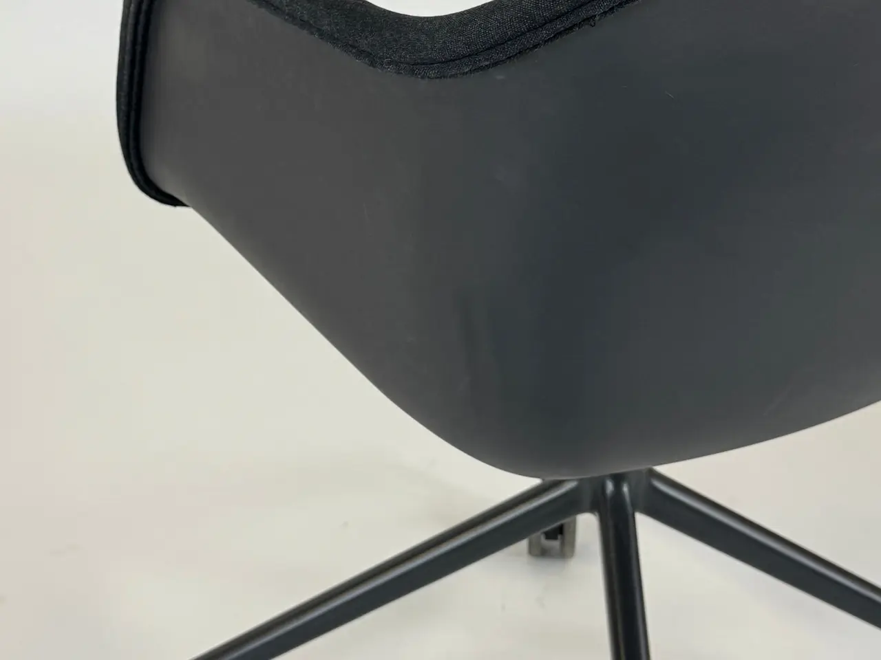 Billede 8 - Muuto Fiber Armchair Stol – Sort