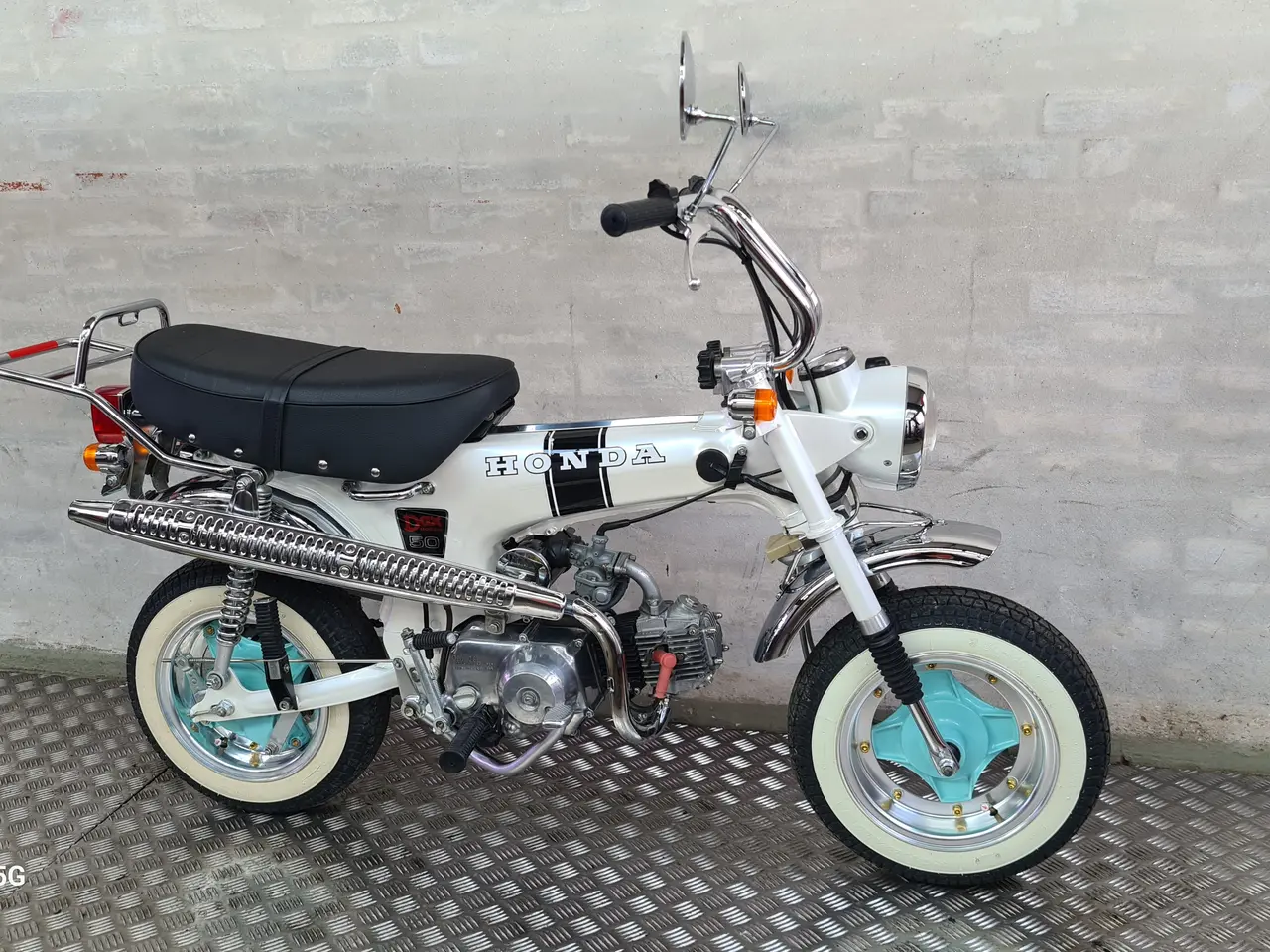 Billede 1 - 1973 Honda Dax 50cc White Lady