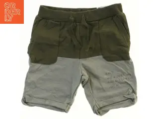 Børne shorts med tekst fra Name It (str. 104)