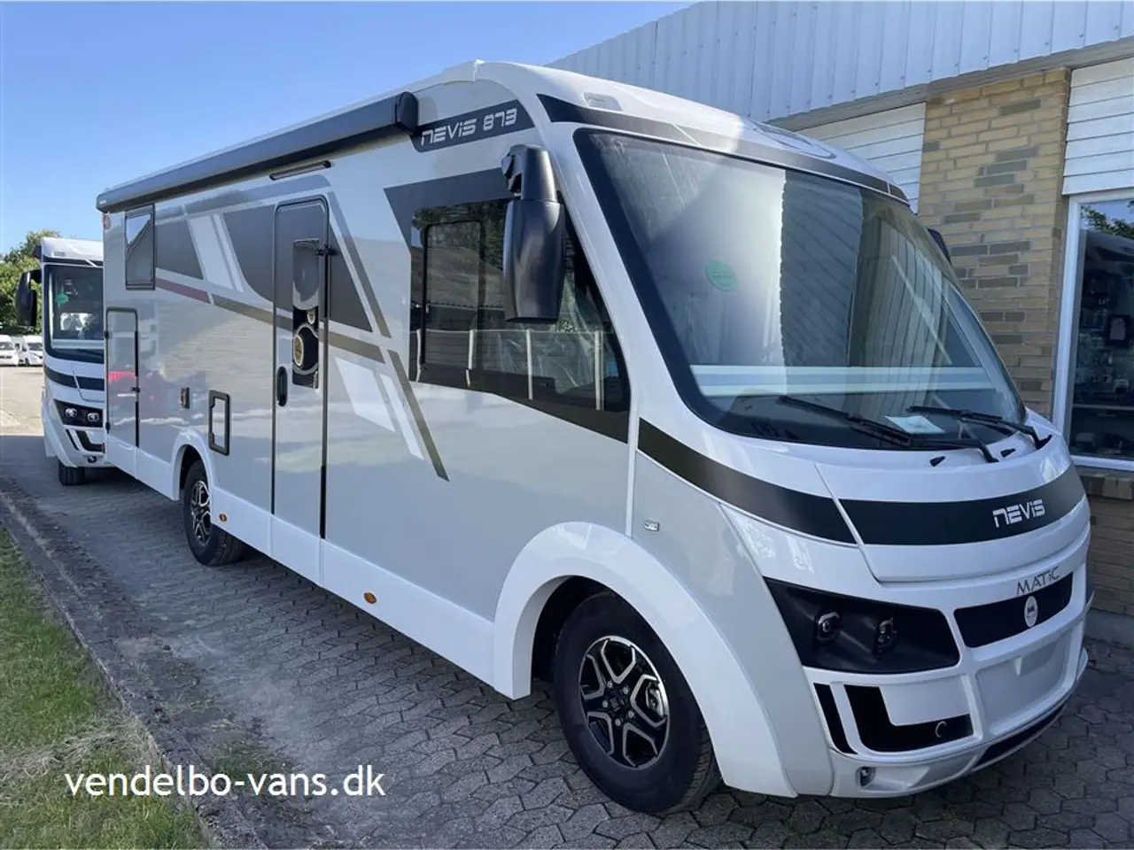 Billede 1 - 2026 - McLouis Nevis 873 Enkeltseng