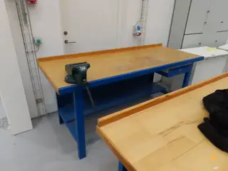Arbejdsbord med skruestik RIDGID Junior 140
