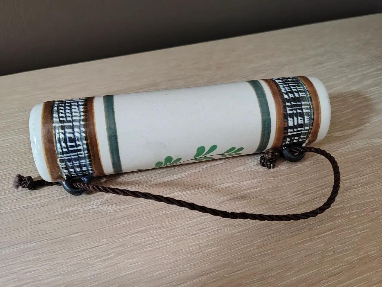Billede 4 - Fin Aksini beskedholder.