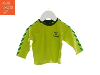 Bluse fra Hummel (Str. 68)