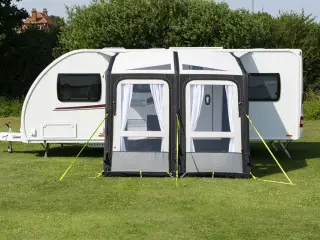 NEDSAT.Dometic luft solsejl og fortelt