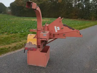 Flishugger til traktor