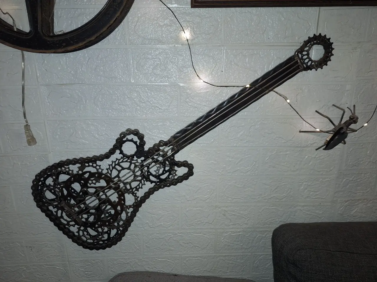 Billede 2 - guitarer i metal skrot til væg