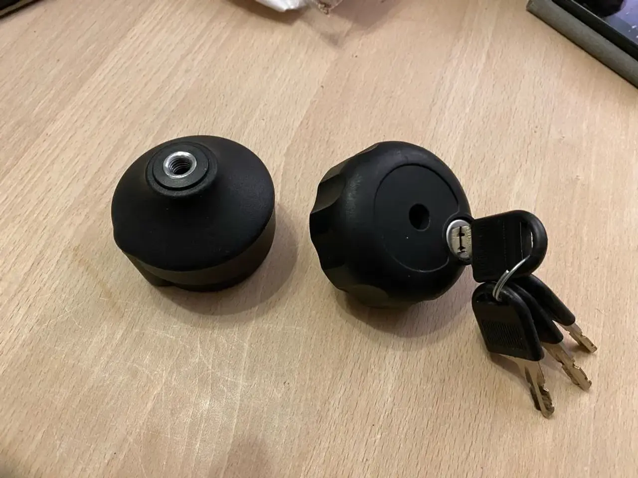Billede 5 - Lås til cykelholdet
