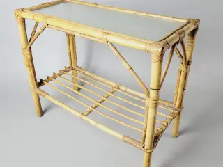 ⭐️· Fint vintage bord i bambus/rattan med glas