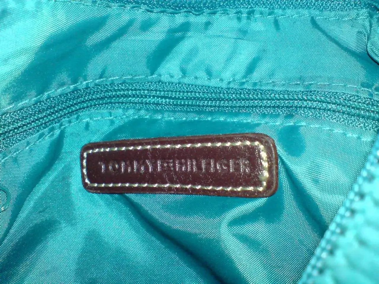 Billede 2 - Ny Tommy Hilfiger taske
