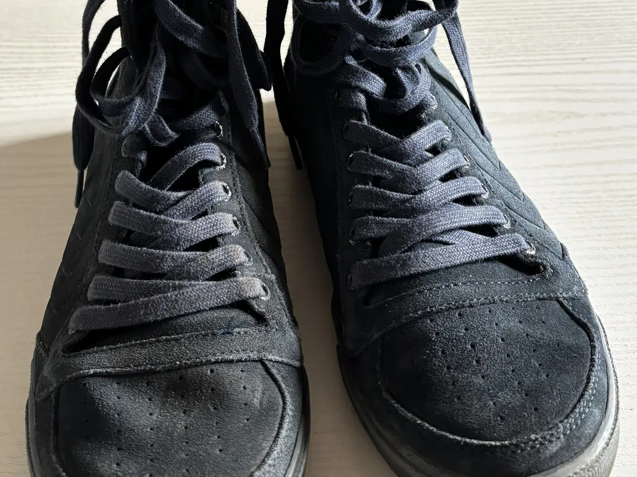 Billede 1 - Højskaftet sneakers HUMMEL str. 40